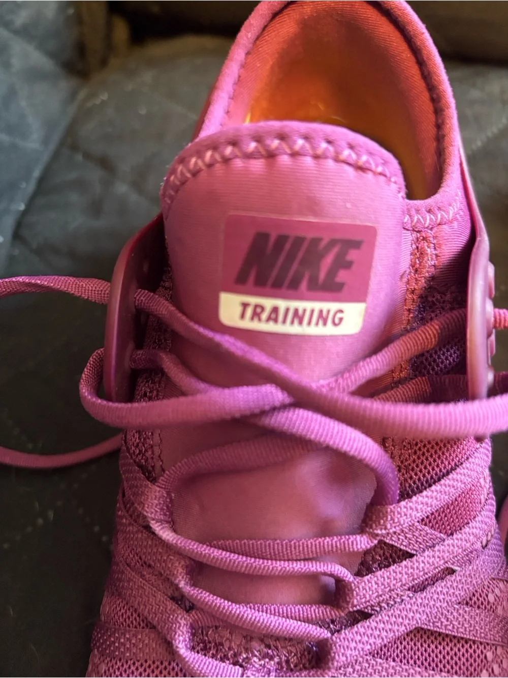 Nike Women's Size 8 Athletic Running Shoes in Magenta